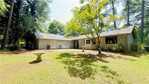 A home in Lilburn