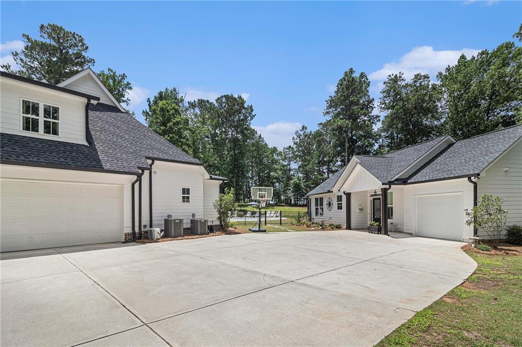 1229 Dean Hill Road