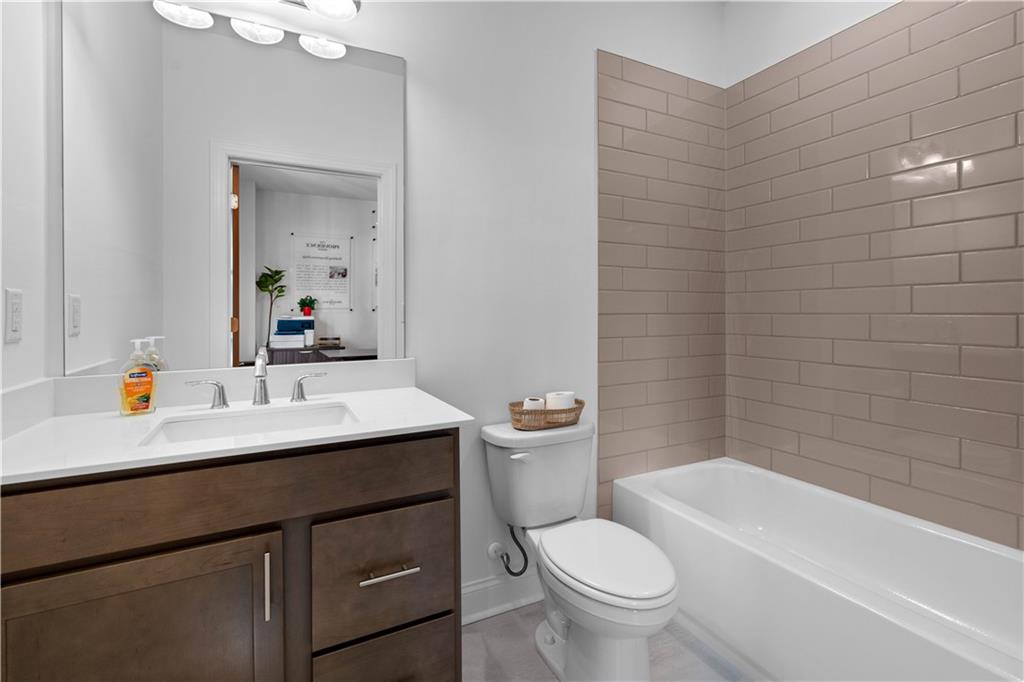 512 Sawnee Village Boulevard D54