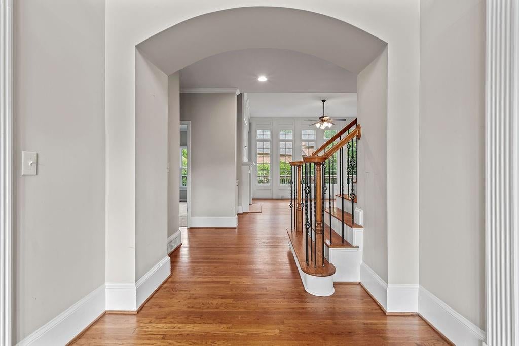 19 Ridge View Court