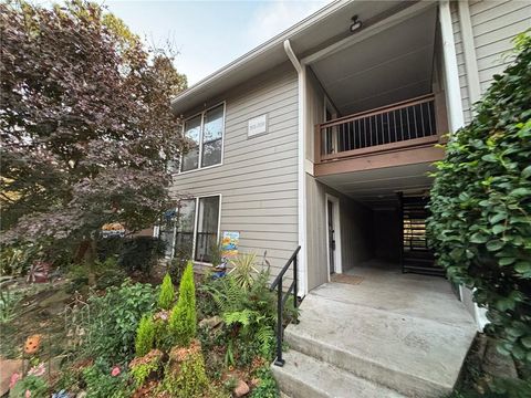 501 Park Ridge Circle Marietta GA 30068