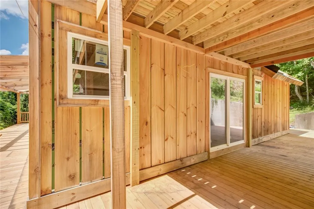 Rabun Gap, Georgia 30568, United States, 3 Bedrooms Bedrooms, ,3 BathroomsBathrooms,Residential,Active,165901