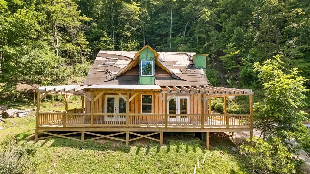 Rabun Gap, Georgia 30568, United States, 3 Bedrooms Bedrooms, ,3 BathroomsBathrooms,Residential,Active,165901