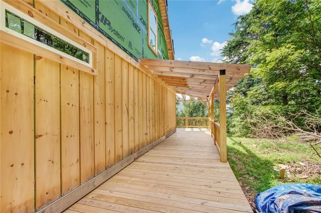 Rabun Gap, Georgia 30568, United States, 3 Bedrooms Bedrooms, ,3 BathroomsBathrooms,Residential,Active,165901