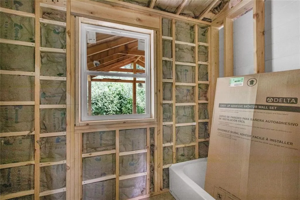 Rabun Gap, Georgia 30568, United States, 3 Bedrooms Bedrooms, ,3 BathroomsBathrooms,Residential,Active,165901