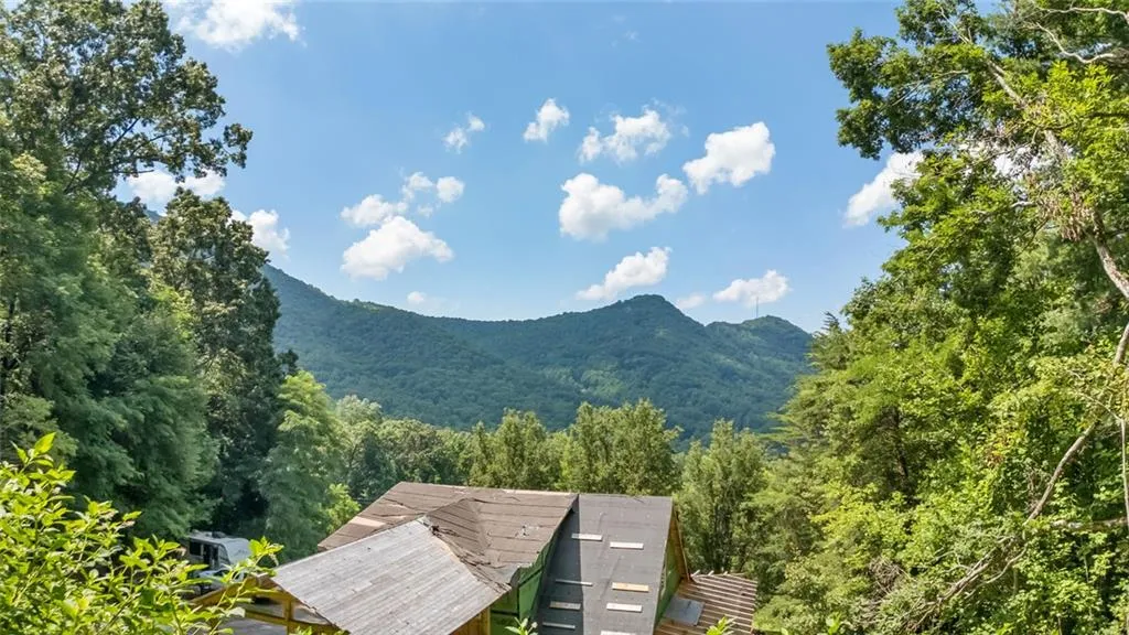 Rabun Gap, Georgia 30568, United States, 3 Bedrooms Bedrooms, ,3 BathroomsBathrooms,Residential,Active,165901