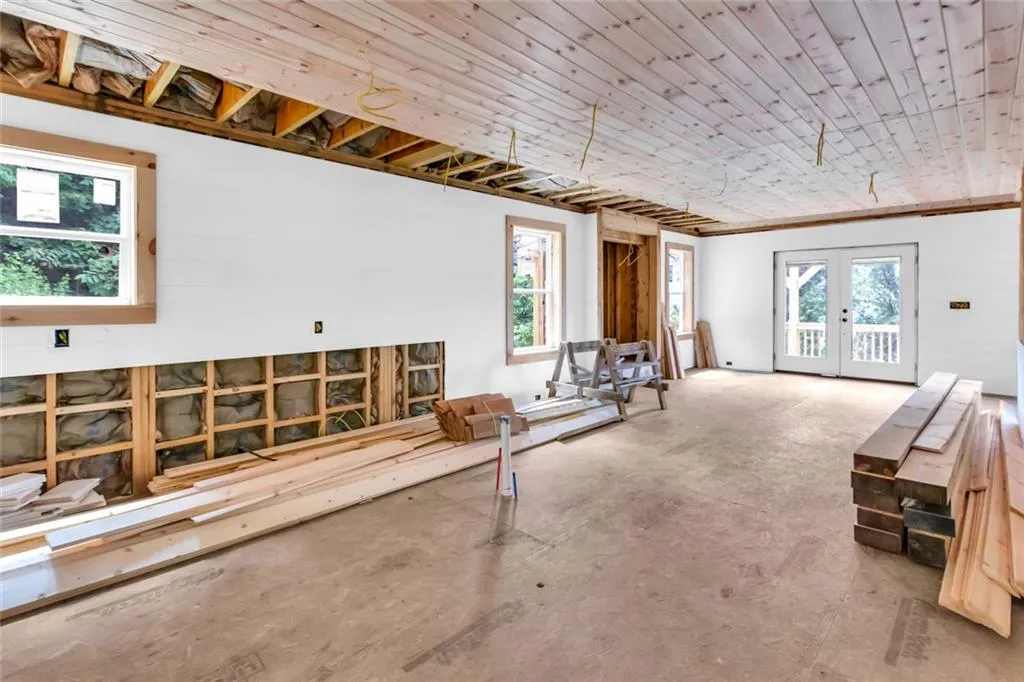 Rabun Gap, Georgia 30568, United States, 3 Bedrooms Bedrooms, ,3 BathroomsBathrooms,Residential,Active,165901