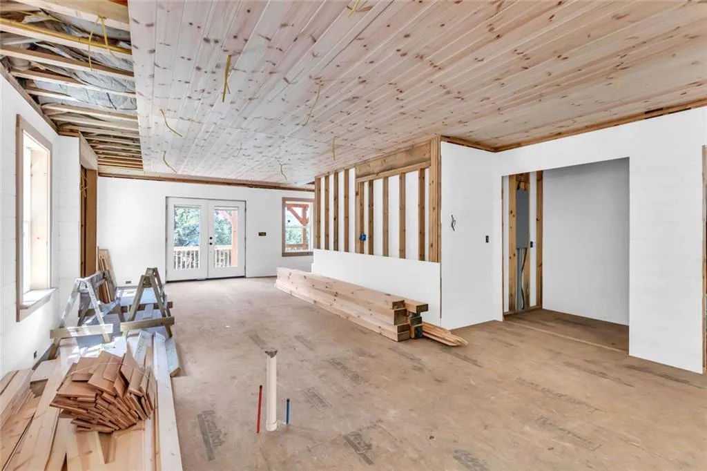 Rabun Gap, Georgia 30568, United States, 3 Bedrooms Bedrooms, ,3 BathroomsBathrooms,Residential,Active,165901