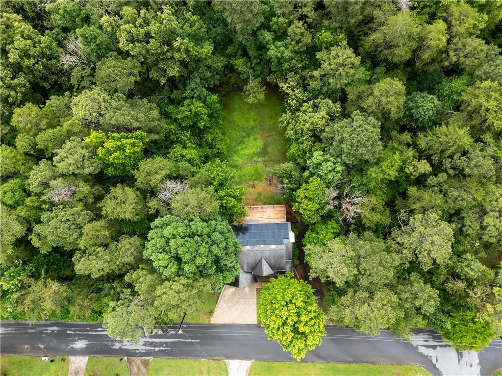 8 College View Drive