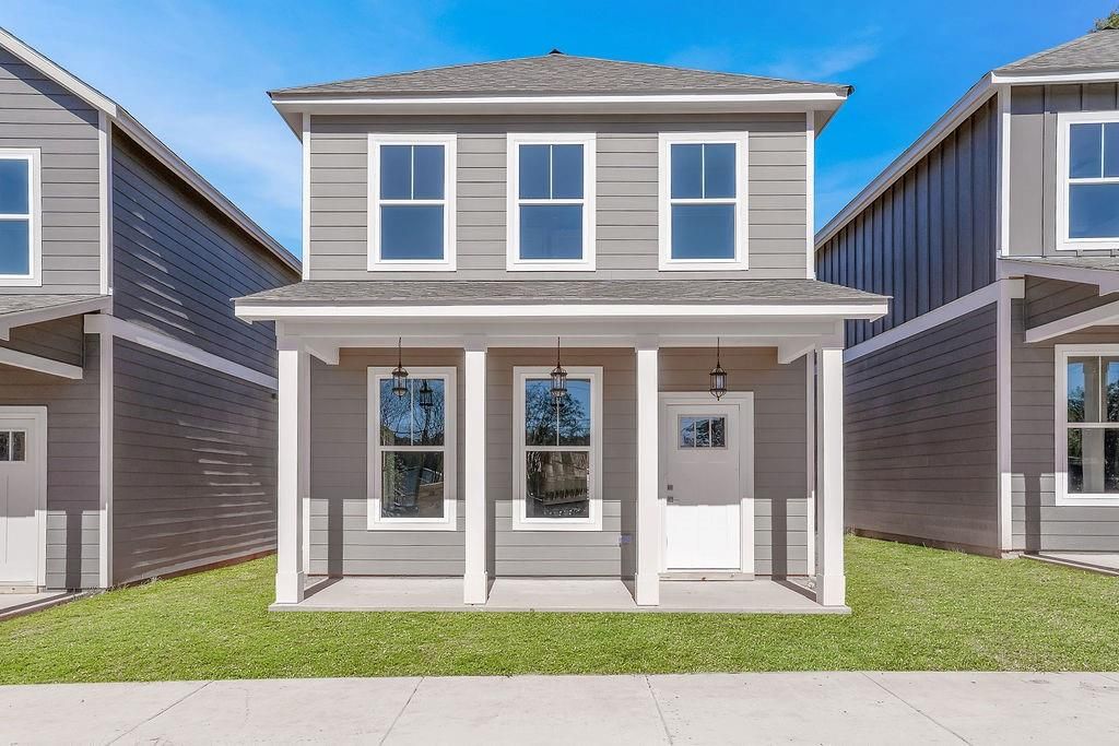 Photo of 160 Bartow Street, Fayetteville, GA 30214 (MLS # 7729370)