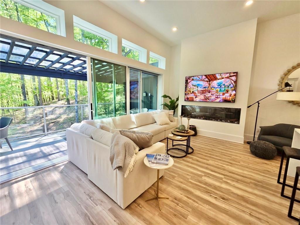 120 Waterview Court