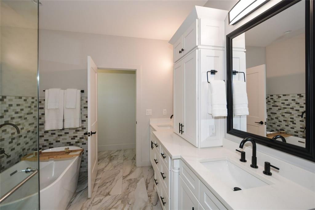 2235 Birchtree Way, Marietta, Georgia image 31