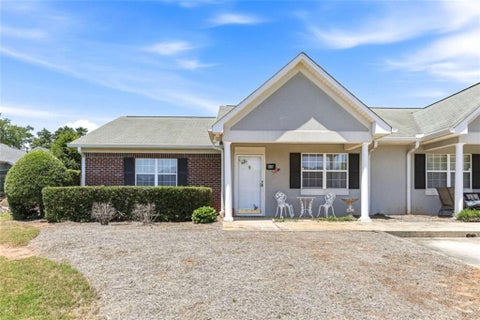 Homes For Sale - 2887 Florence Drive<br/> Gainesville, GA 30504
