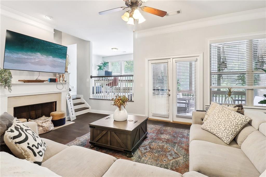 1867 Cedar Glenn Way