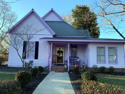 Homes For Sale - 178 Hamilton Avenue<br/> Barrow County, Winder, GA 30680