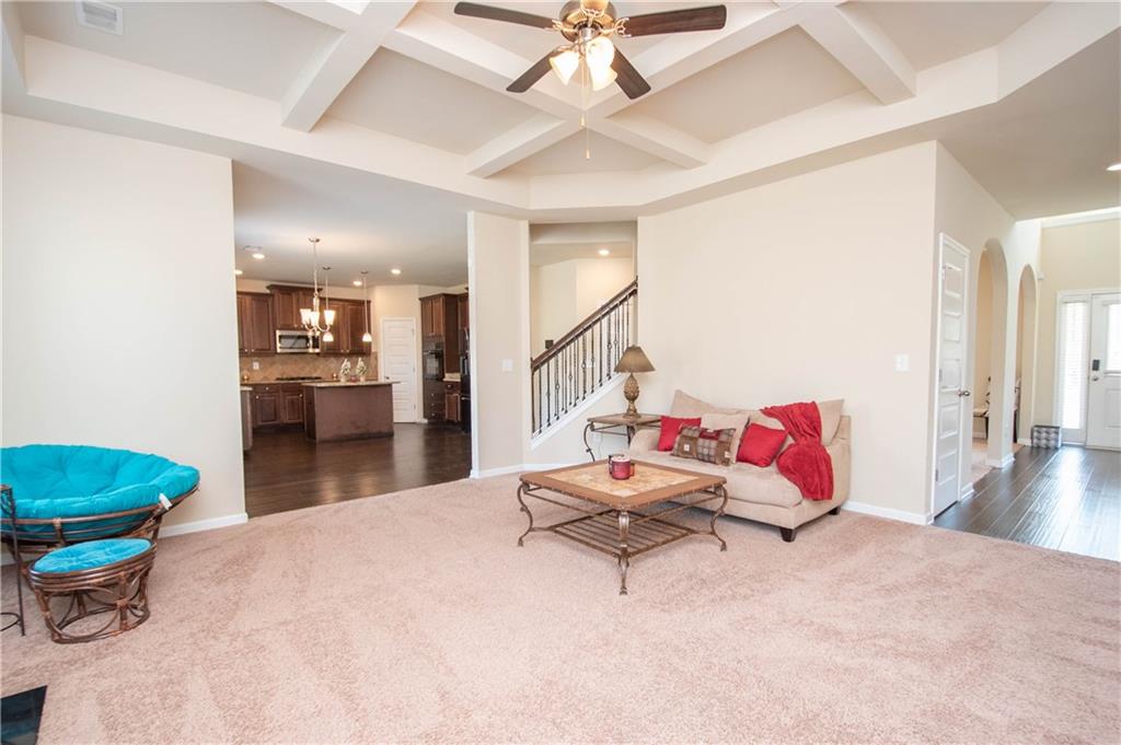 630 Oakville Trail