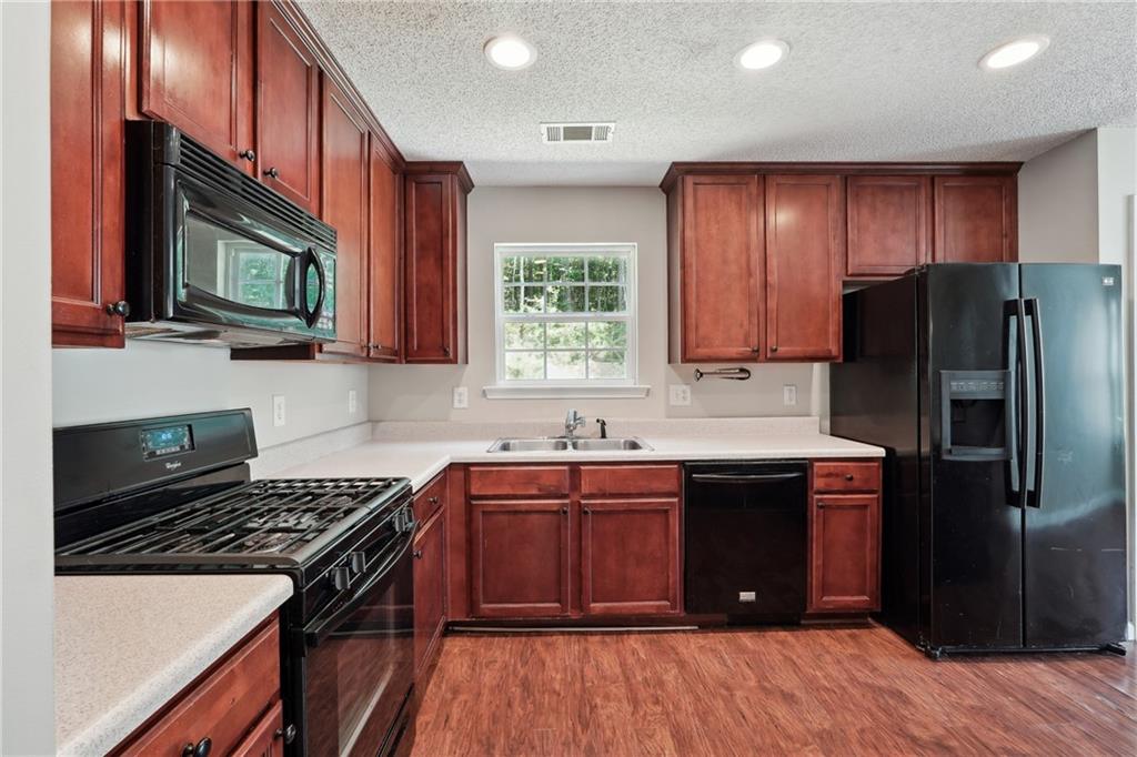 Red Hawk Ridge - Residential