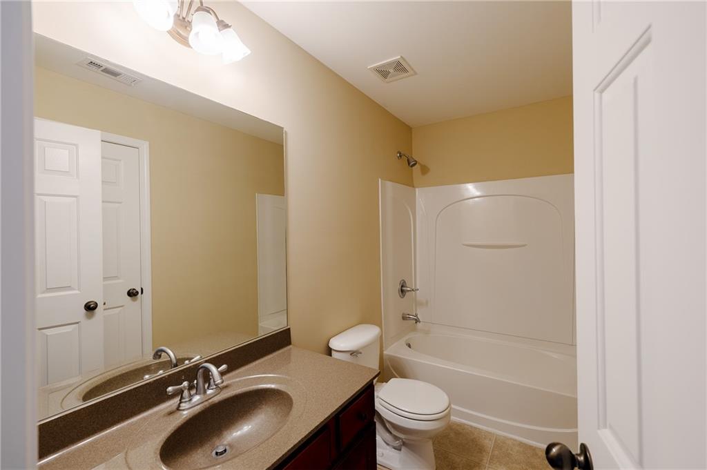 4400 Village Field Place, Suwanee, Georgia image 26