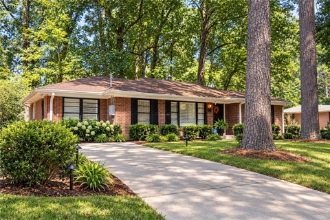 Homes For Sale - 2661 Collier Drive<br/> Atlanta, GA 30318