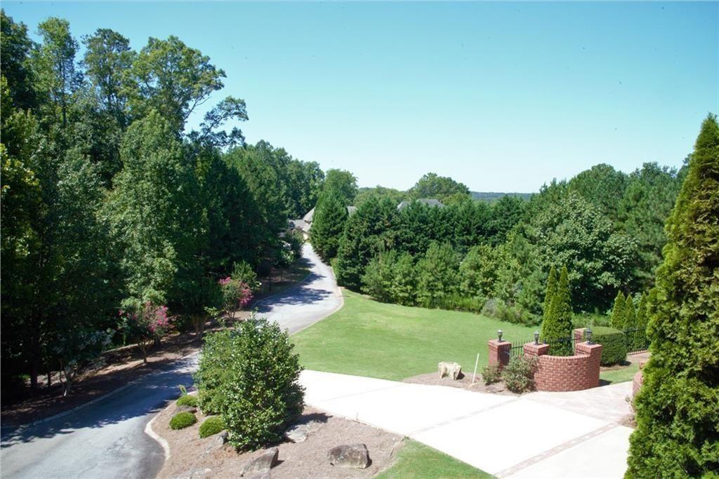 8141 Nesbit Ferry Road