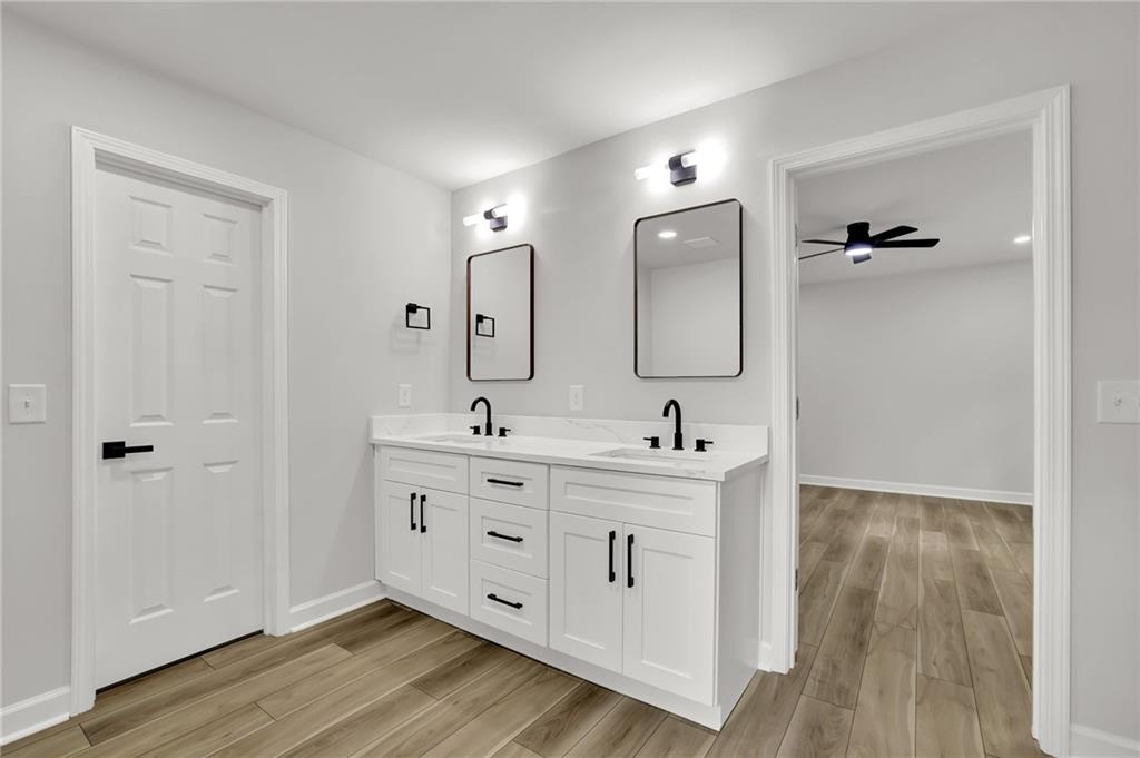 336 Fond Du Lac Drive, Stone Mountain, Georgia image 12