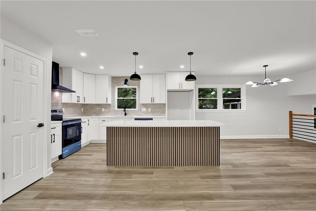 336 Fond Du Lac Drive, Stone Mountain, Georgia image 4