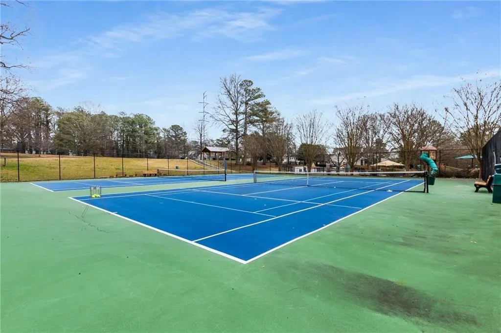 Brookhaven, Georgia 30319, United States, 6 Bedrooms Bedrooms, ,6 BathroomsBathrooms,Residential,Active,81742