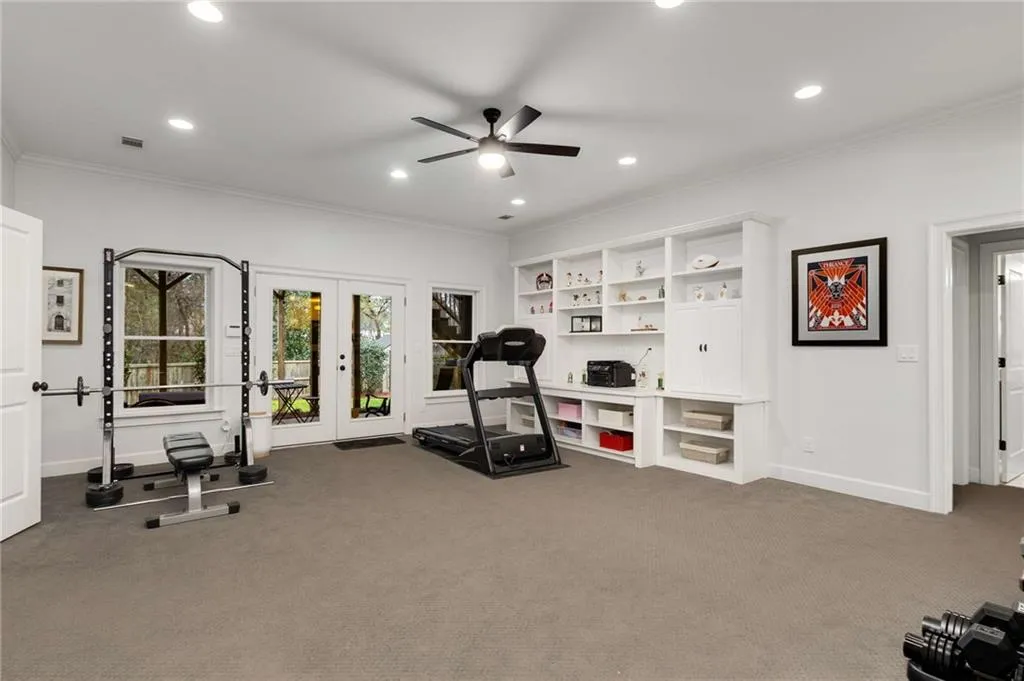 Brookhaven, Georgia 30319, United States, 6 Bedrooms Bedrooms, ,6 BathroomsBathrooms,Residential,Active,81742