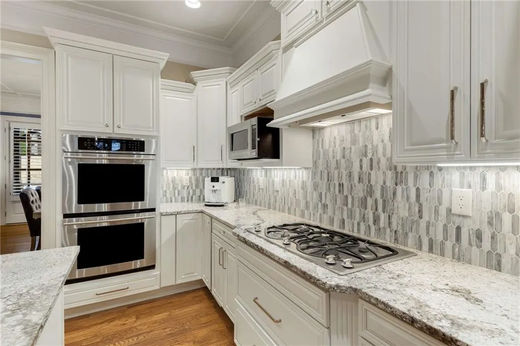 Brookhaven, Georgia 30319, United States, 6 Bedrooms Bedrooms, ,6 BathroomsBathrooms,Residential,Active,81742