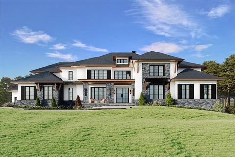 Homes For Sale - 16047 Manor Club Drive<br/> Milton, GA 30004