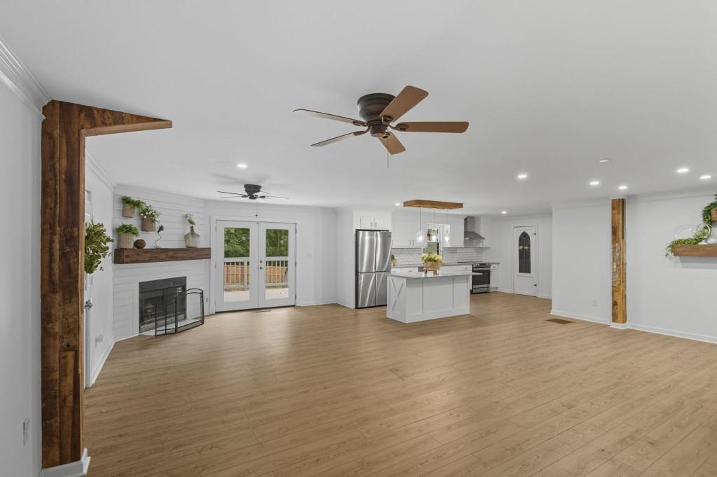 746 Walton Store Road N