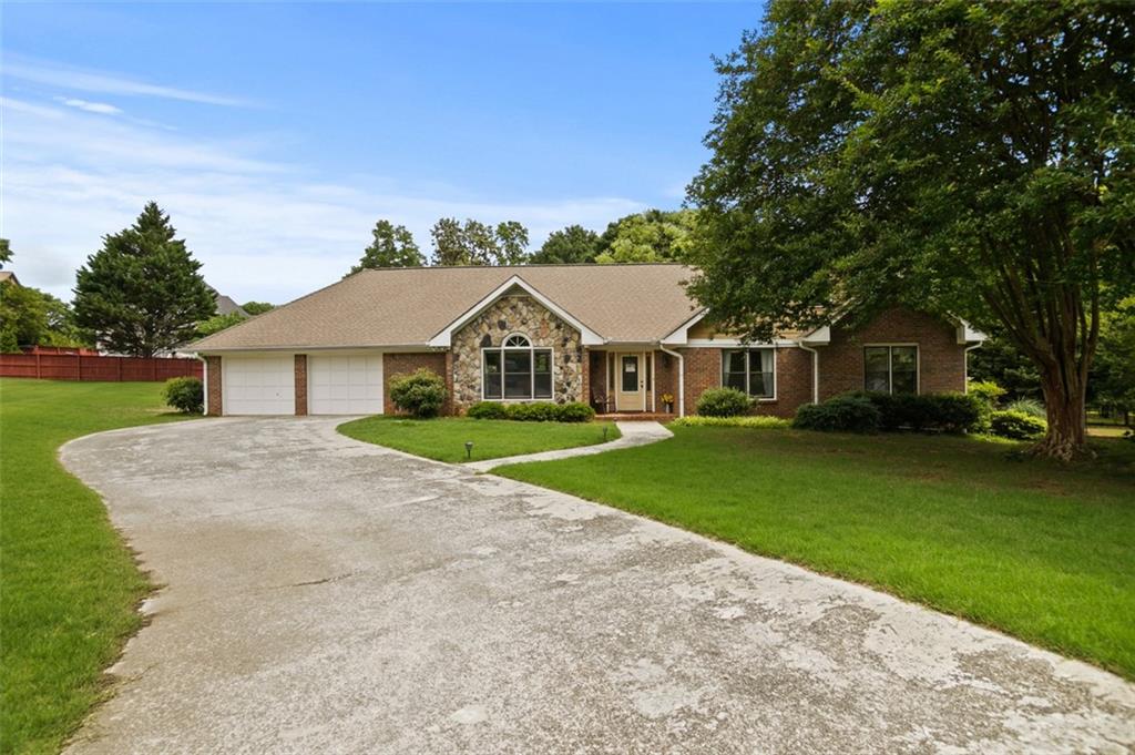Bramlett Place - Residential