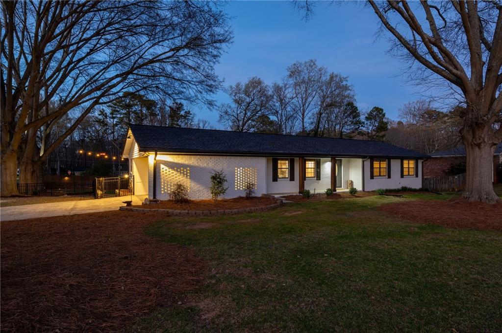 1199 Murray Circle, Marietta, Georgia image 2