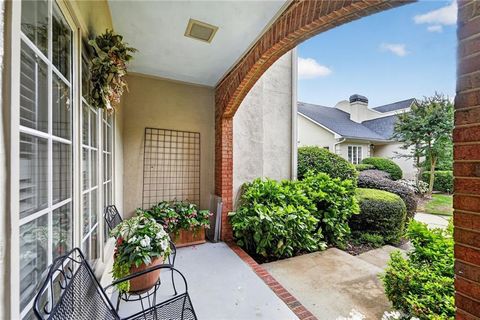 Photo of 3 Paces West Terrace NW, Atlanta, GA 30327 (MLS # 7753295)