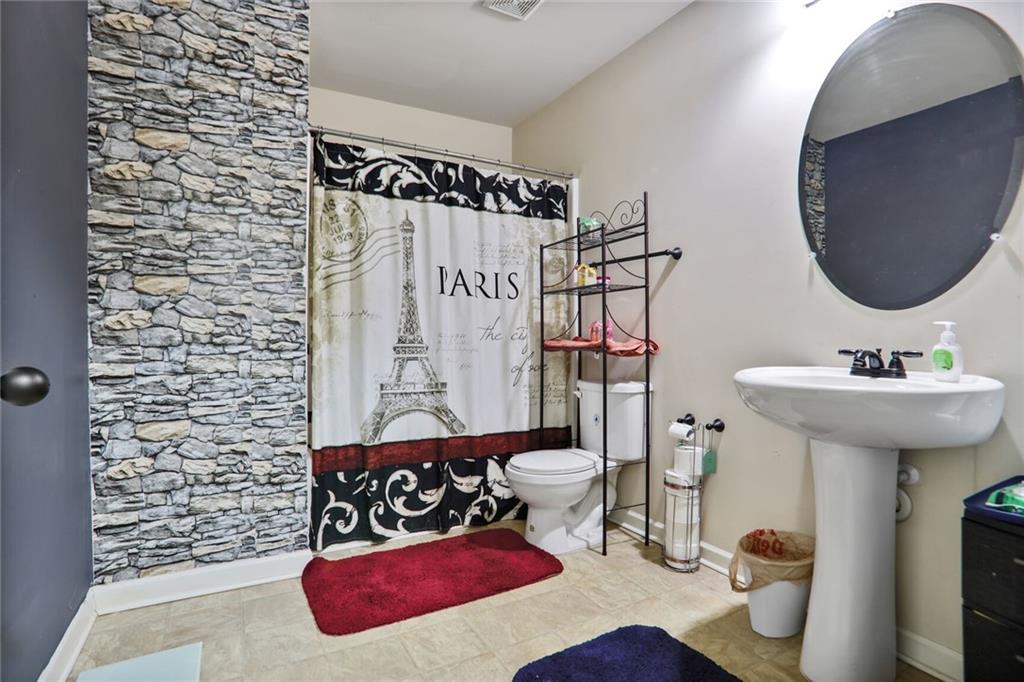 527 Mossycup Drive, Fairburn, Georgia image 38