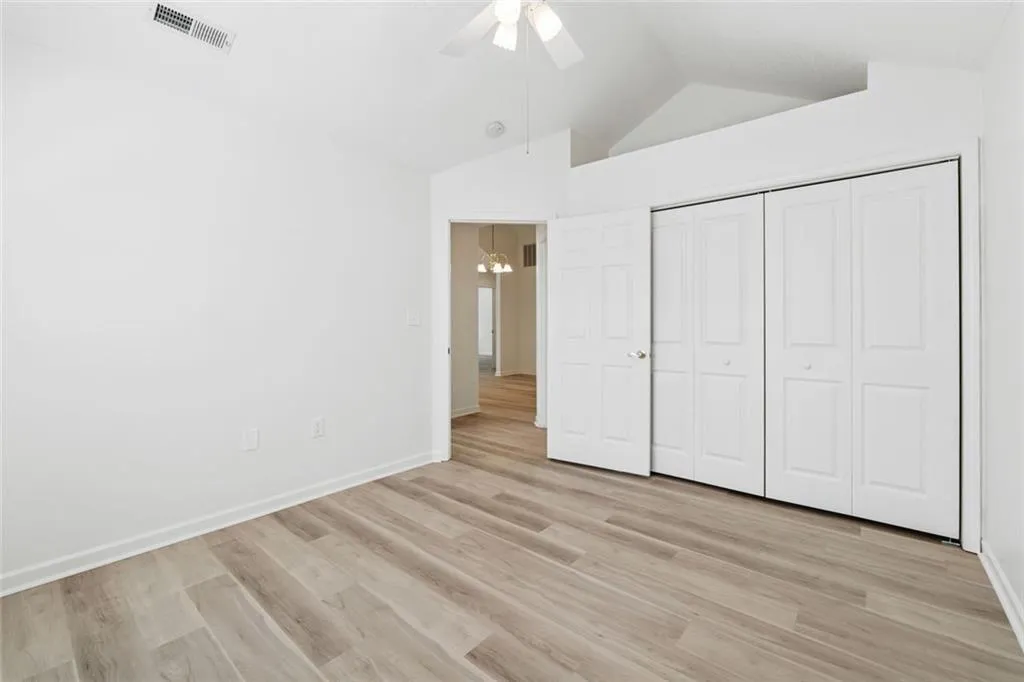 Alpharetta, Georgia 30022, United States, 3 Bedrooms Bedrooms, ,2 BathroomsBathrooms,Residential,Pending,180497