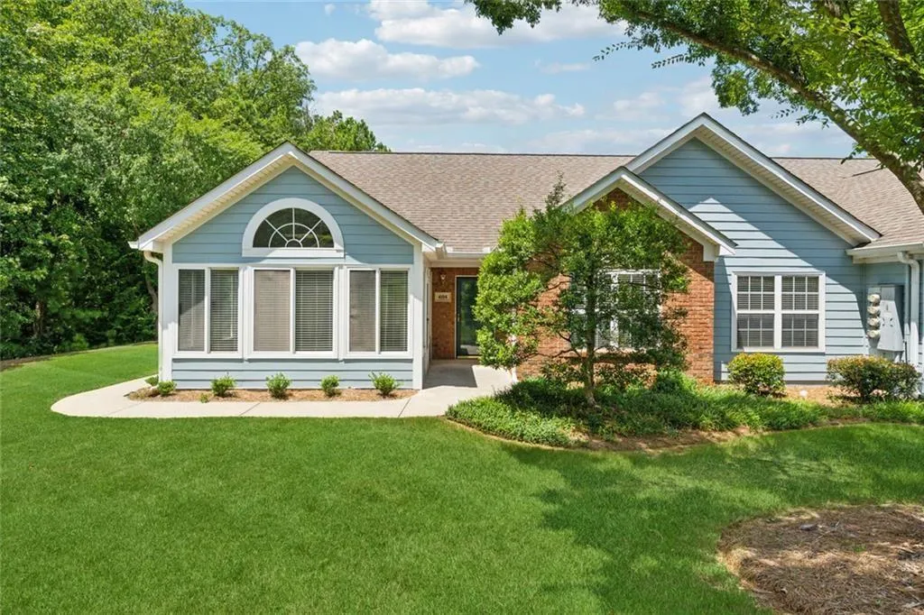 Alpharetta, Georgia 30022, United States, 3 Bedrooms Bedrooms, ,2 BathroomsBathrooms,Residential,Pending,180497