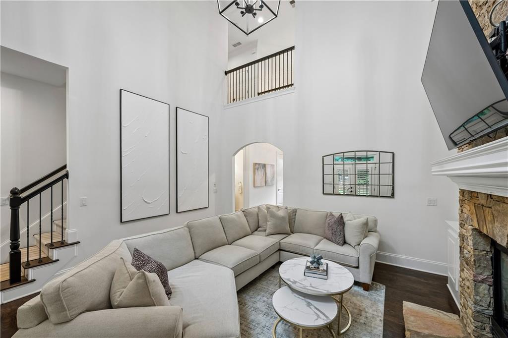 2 Bohler Point NW