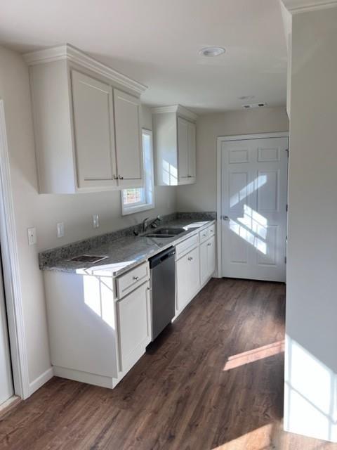 120 Sanders Boulevard