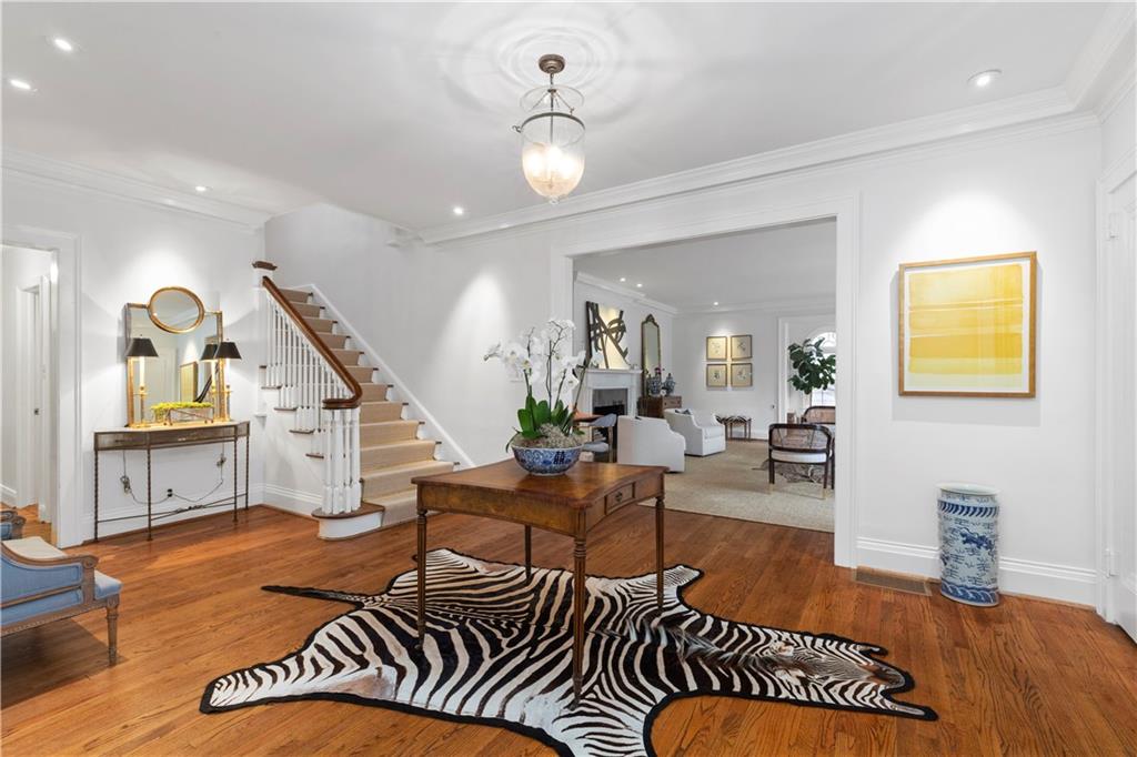 3056 E Pine Valley Road NW