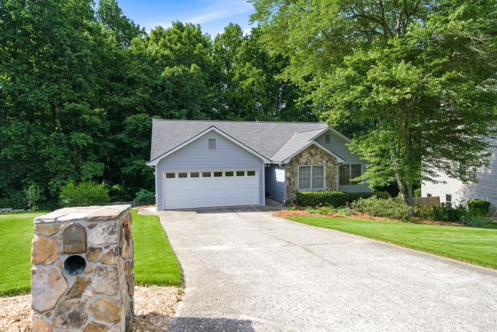 2083 James River Cove