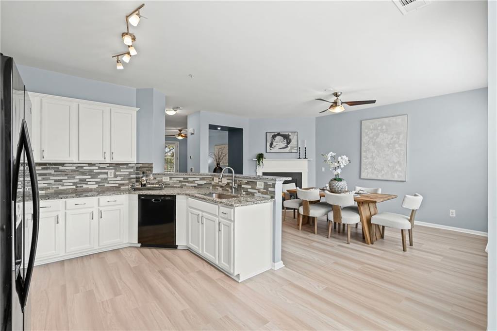 Westside Villas - Residential