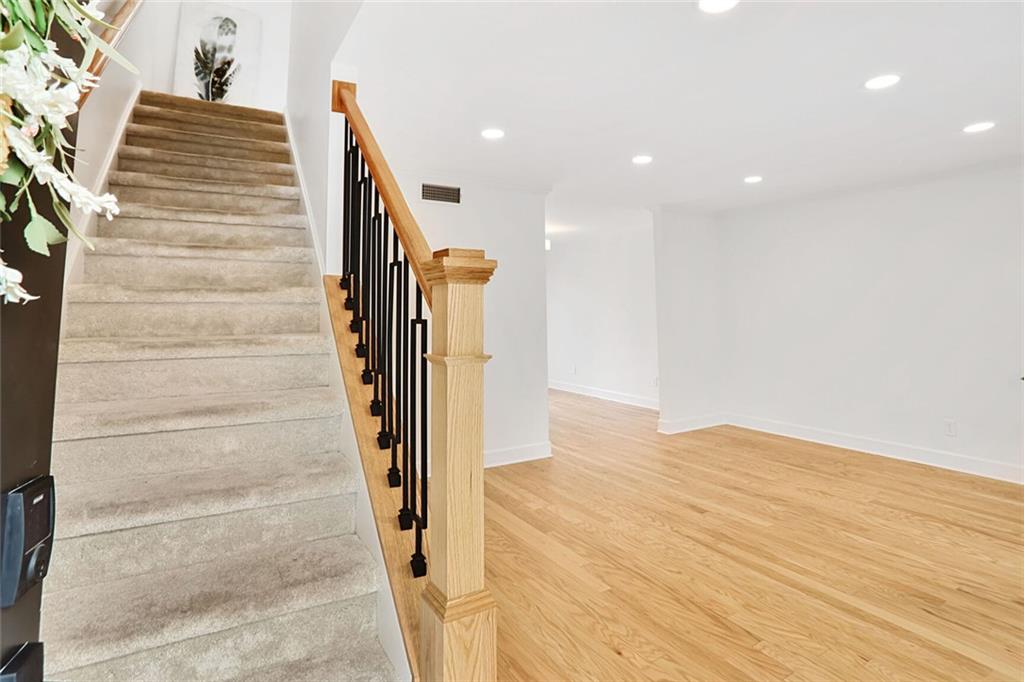 136 Peachtree Memorial Drive NW NJ2