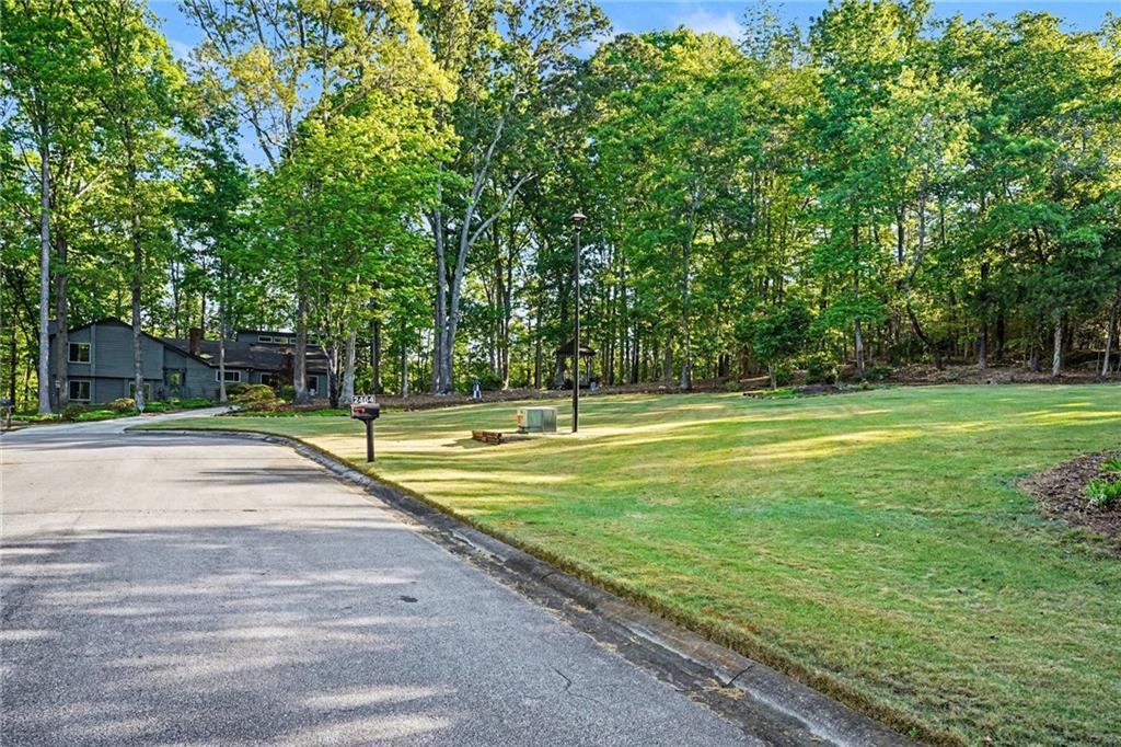 2467 Laurel Ridge Place SW