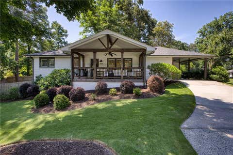 Homes For Sale - 1530 Gaylor Drive<br/> Smyrna, GA 30082