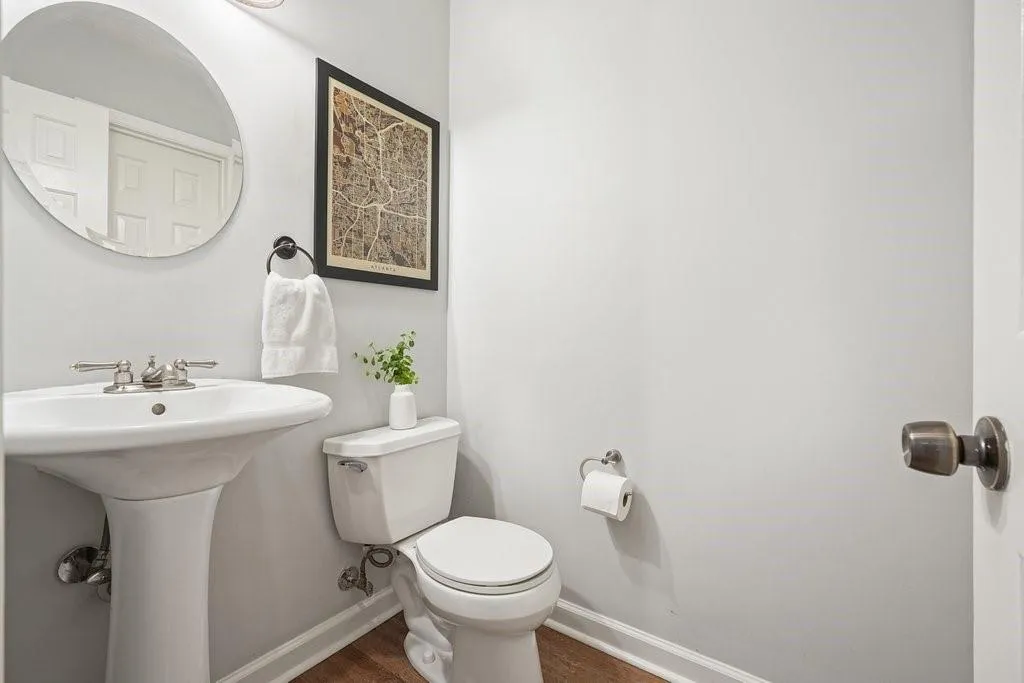 Marietta, Georgia 30068, United States, 3 Bedrooms Bedrooms, ,3 BathroomsBathrooms,Residential,Pending,151386