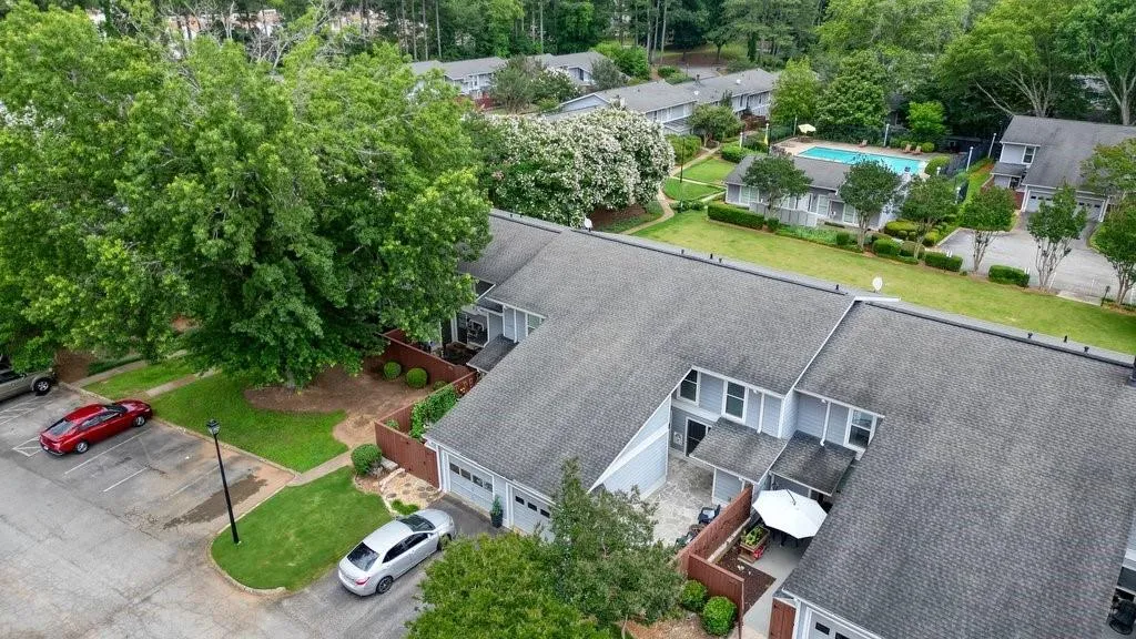 Marietta, Georgia 30068, United States, 3 Bedrooms Bedrooms, ,3 BathroomsBathrooms,Residential,Pending,151386