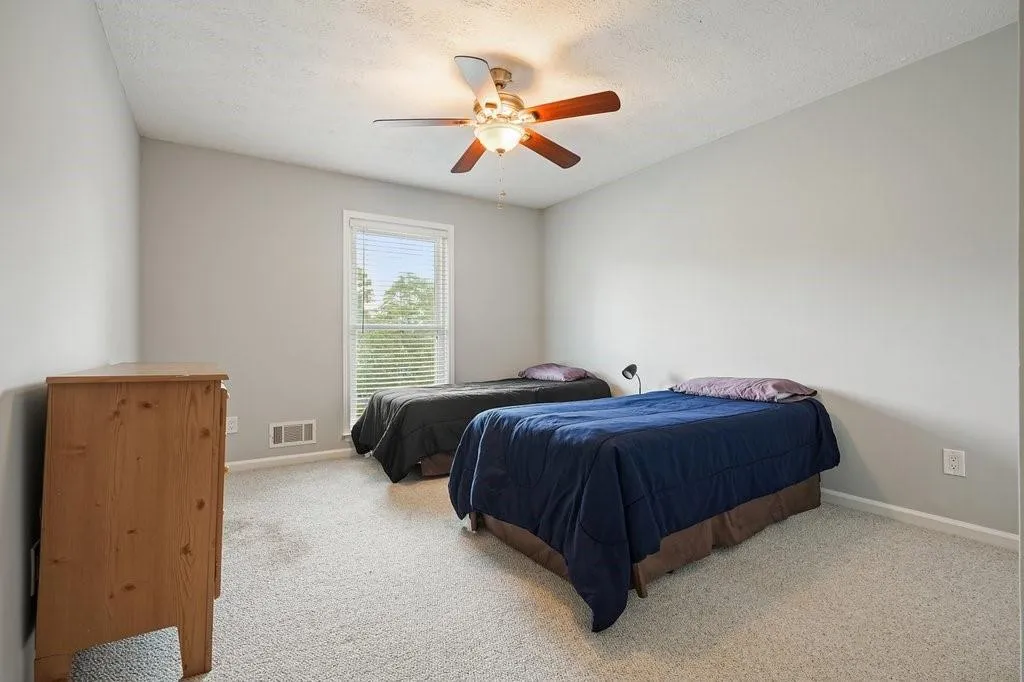 Marietta, Georgia 30068, United States, 3 Bedrooms Bedrooms, ,3 BathroomsBathrooms,Residential,Pending,151386