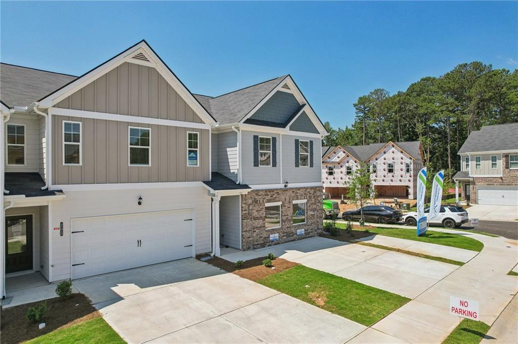 315 Crimson Drive, Union City, Georgia image 2