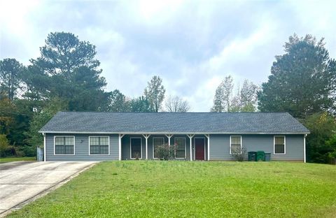 A home in Lithonia